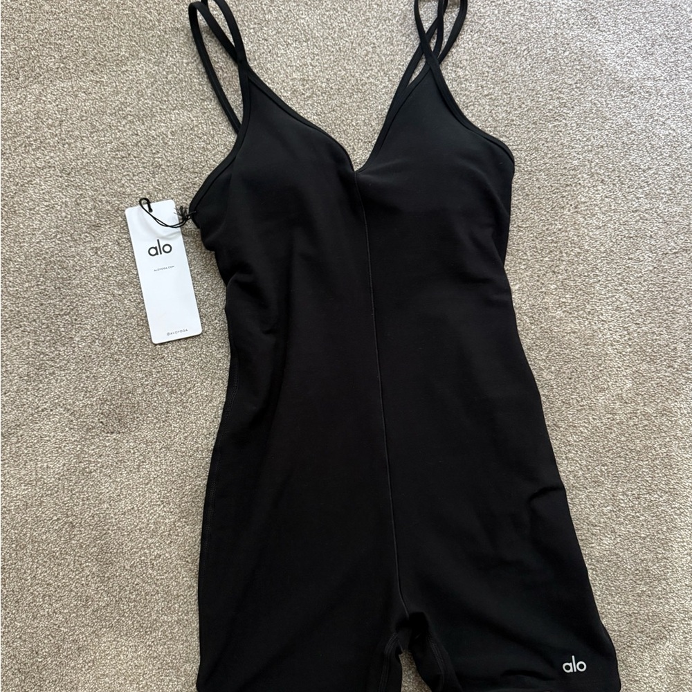ALO yoga new with tags Alosoft onesie size small